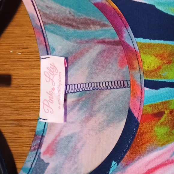 Pink Lily 👗 - Picture 4 of 8